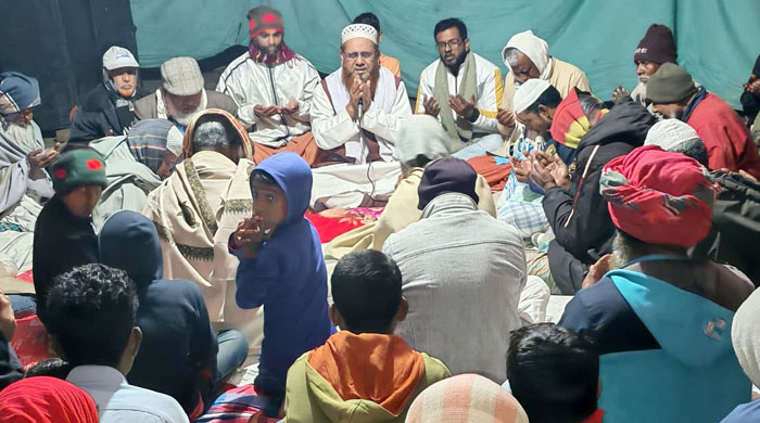  বায়তুল আমান নুরজাহান ফকিরের বাড়িতে দুই দিনব্যাপী ওরশ শুরু